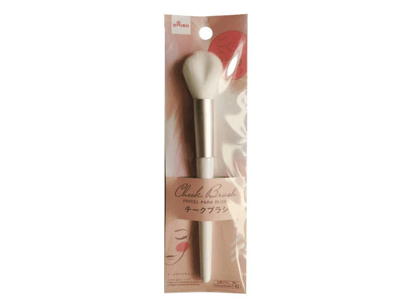 Daiso Cheek Brush