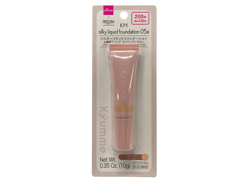 Daiso KM Silky Liquid Foundation 05a